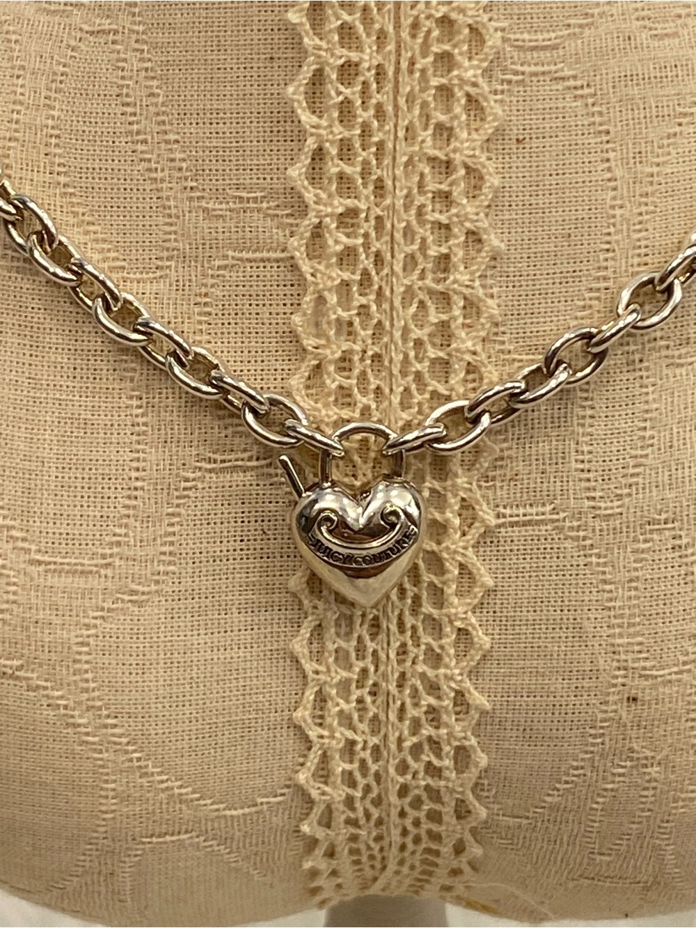 Juicy Couture 925 Sterling Silver Heart Necklace - Picture 2 of 8